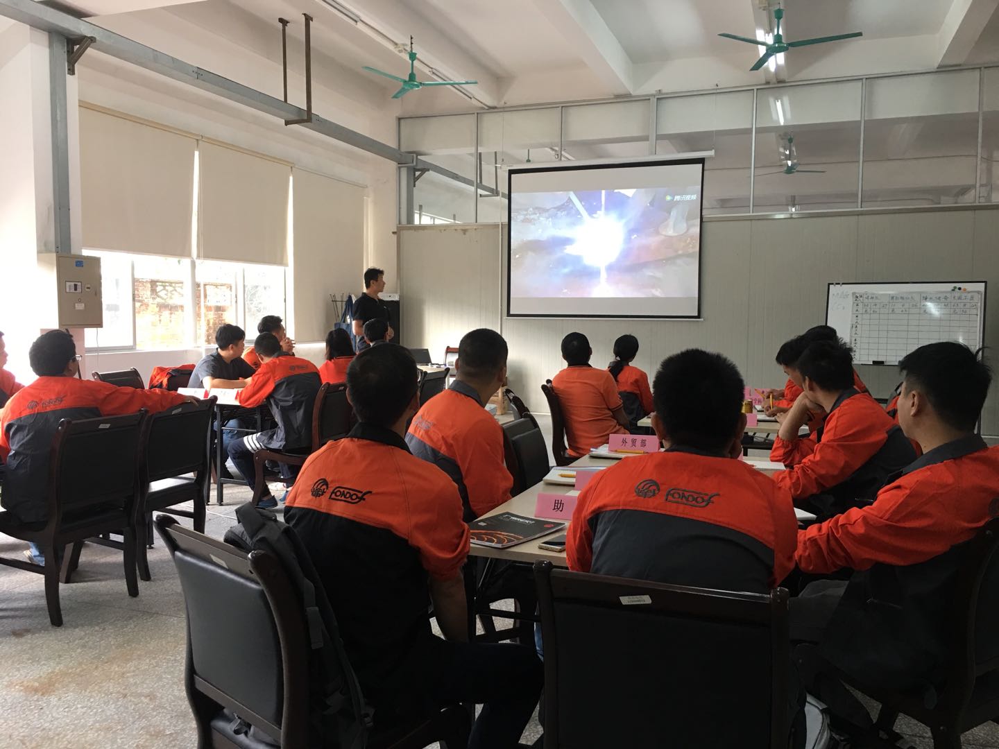 1519524513237621.jpg image002.jpg